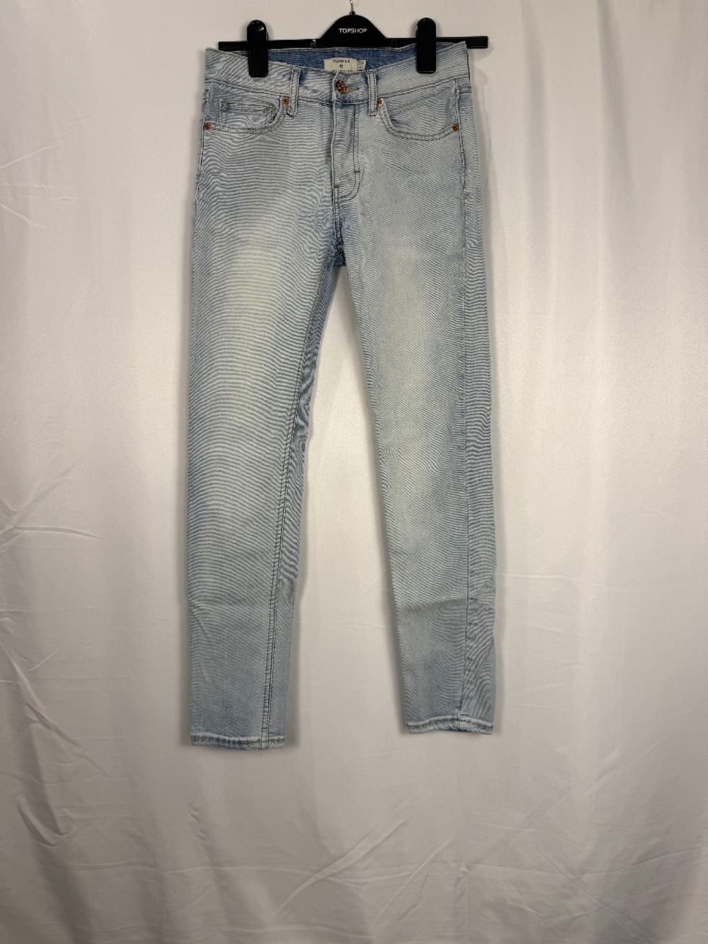 TOPMAN: Stretch Skinny Jeans - Light Wash